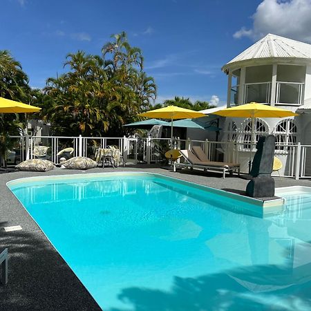 Green Lord Domaine - Lodges Piscine & Spa - Bar & Lounge - Restaurant Gastronomique Lamentin Luaran gambar