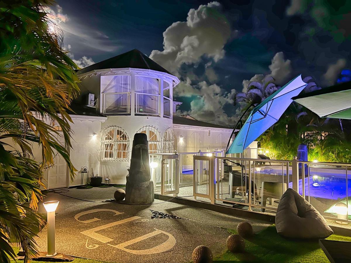 Green Lord Domaine - Lodges Piscine & Spa - Bar & Lounge - Restaurant Gastronomique Lamentin Luaran gambar