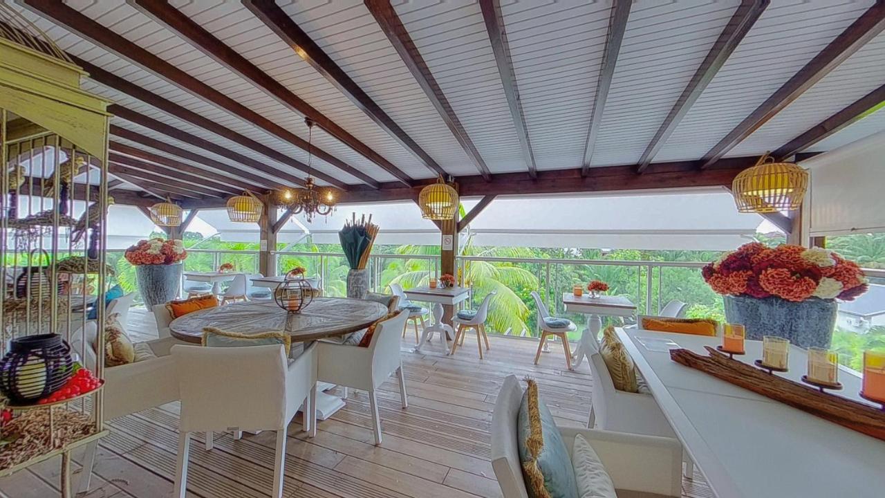 Green Lord Domaine - Lodges Piscine & Spa - Bar & Lounge - Restaurant Gastronomique Lamentin Luaran gambar