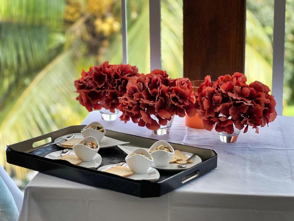 Green Lord Domaine - Lodges Piscine & Spa - Bar & Lounge - Restaurant Gastronomique Lamentin Luaran gambar